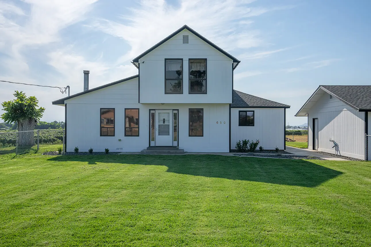 Real estate photography and video in Seattle and Washington by Minic Media