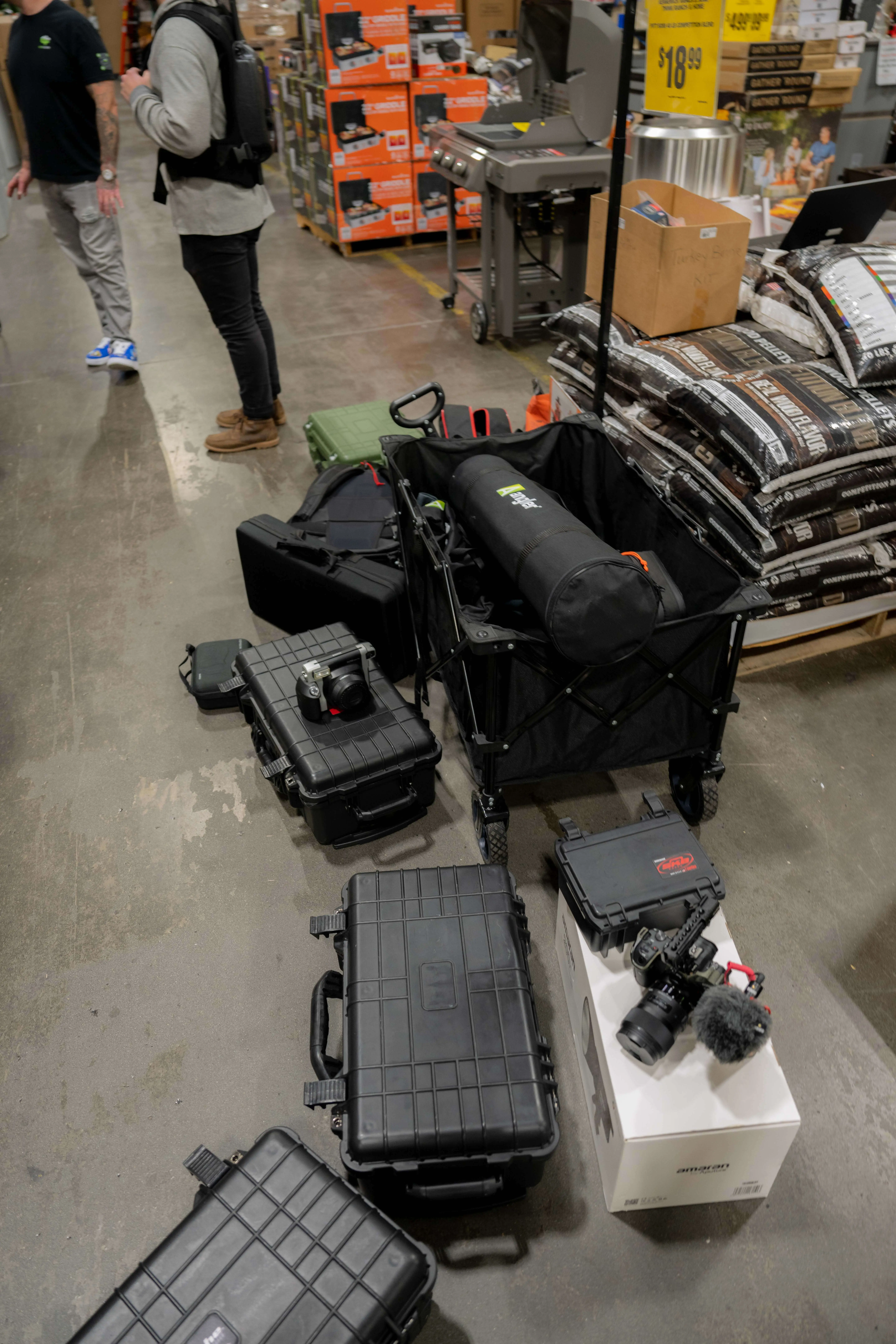 On-location commercial video production crew Minic Media Pacific Northwest