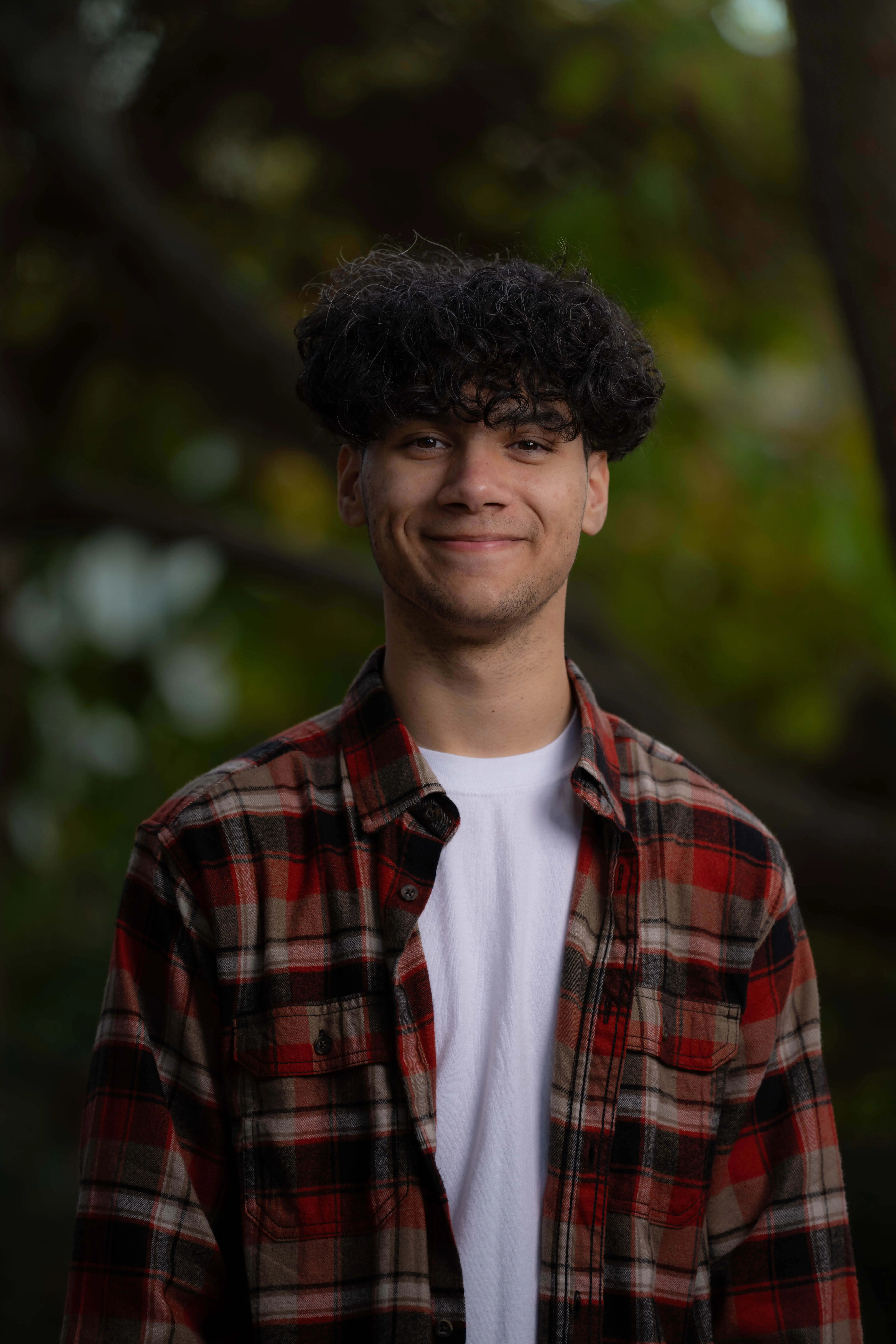 Senior portrait outdoors natural light Tri-Cities