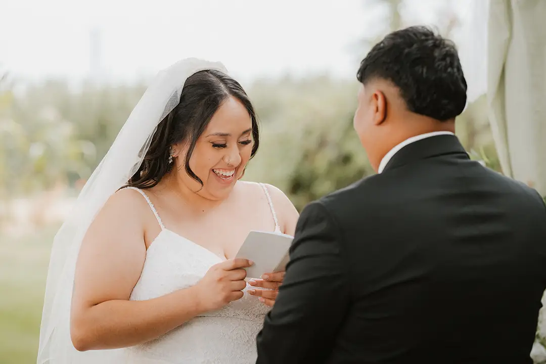 Backyard wedding posing photography